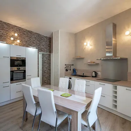Mont-dore - T2 Bis En Centre Avec Wifi, 6 Pers - Fr-1-608-33 *